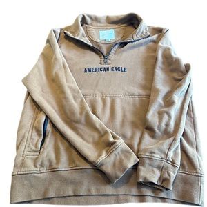American eagle pullover large